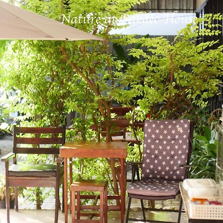 Pakdee House Hotell Udon Thani Exteriör bild