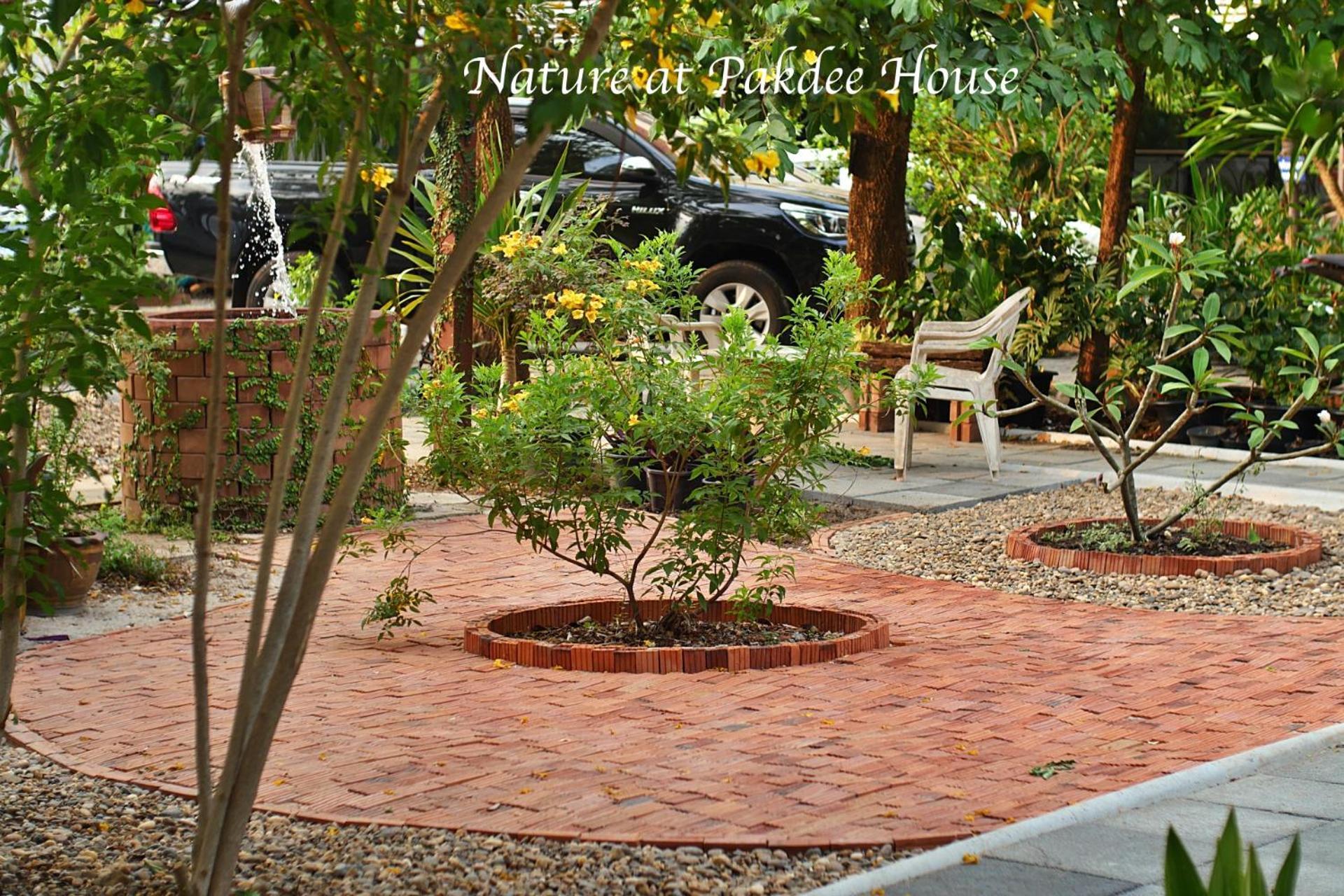 Pakdee House Hotell Udon Thani Exteriör bild
