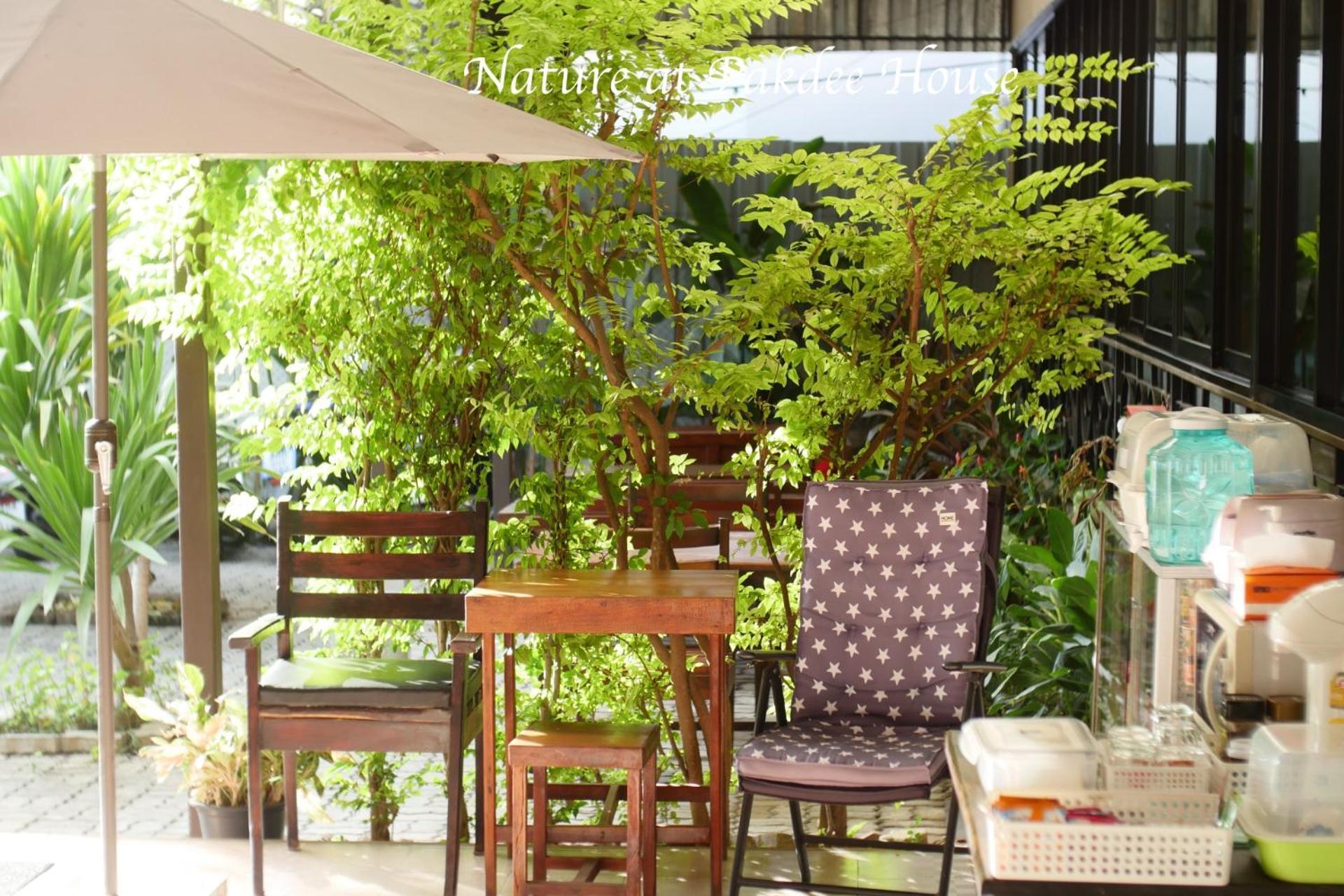 Pakdee House Hotell Udon Thani Exteriör bild