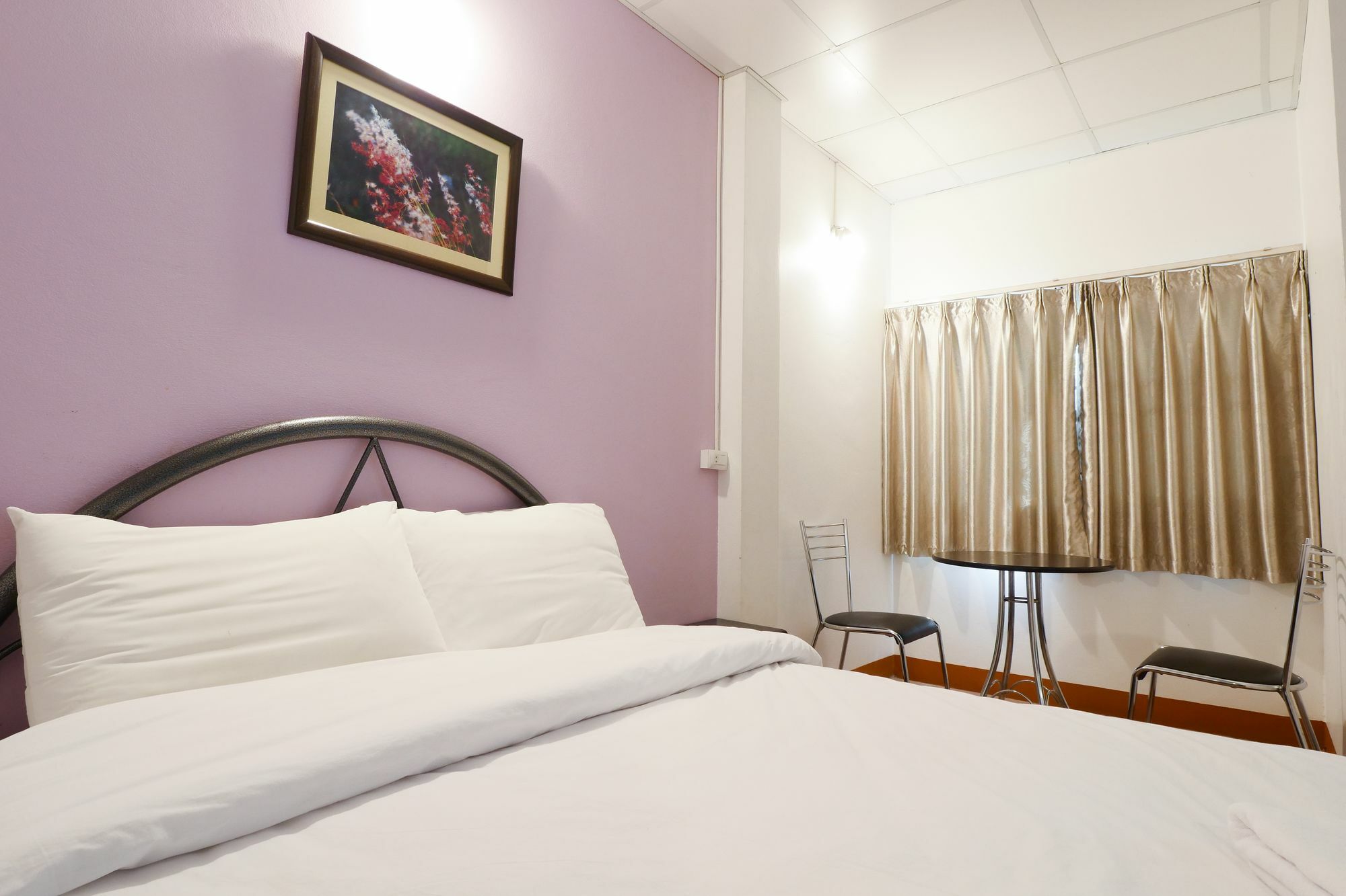 Pakdee House Hotell Udon Thani Exteriör bild