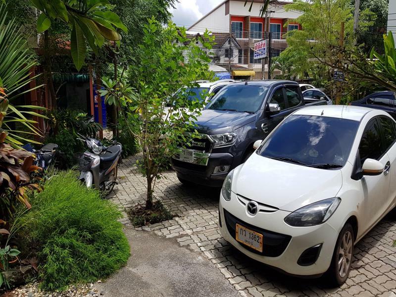 Pakdee House Hotell Udon Thani Exteriör bild