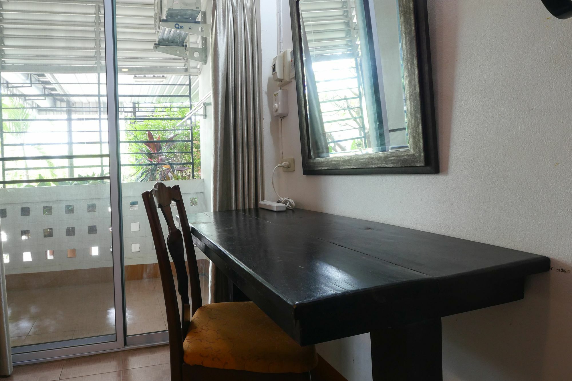 Pakdee House Hotell Udon Thani Exteriör bild